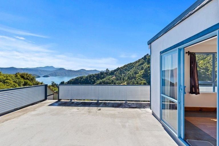 Photo of property in 9 Cooks Ridge, Waikawa, Picton, 7281