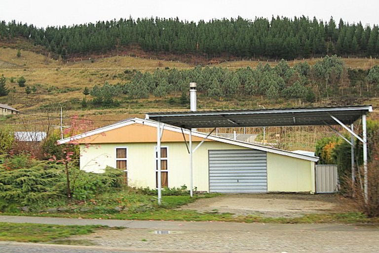 Photo of property in 74 Hazlett Street, Clyde, 9330