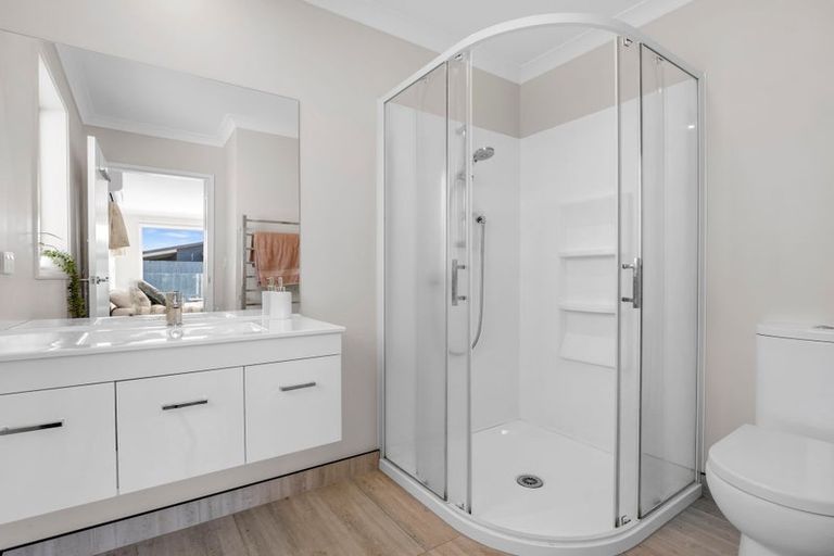 Photo of property in 23 Kotiate Street, Papamoa Beach, Papamoa, 3118