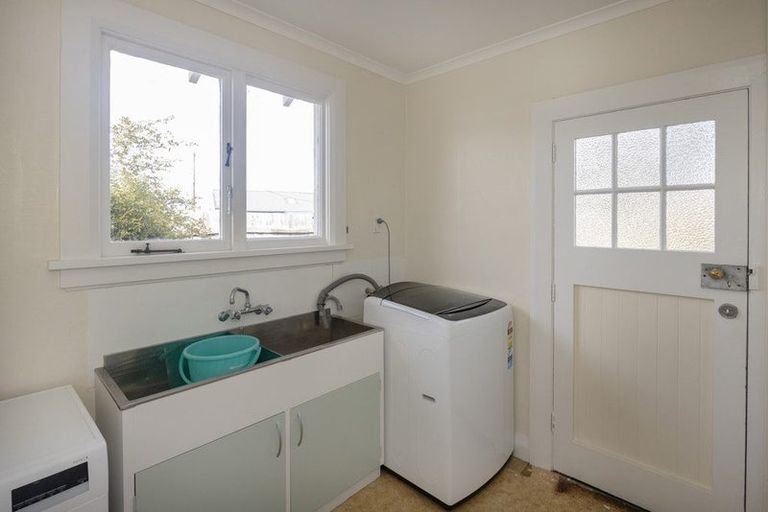 Photo of property in 76 Wharfe Street, South Hill, Oamaru, 9400