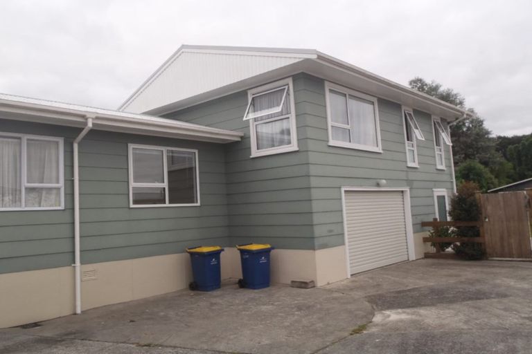 Photo of property in 1/59 Glendale Road, Glen Eden, Auckland, 0602