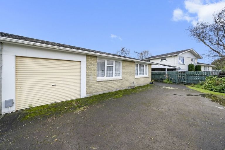 Photo of property in 2/95 Clouston Park Road, Clouston Park, Upper Hutt, 5018