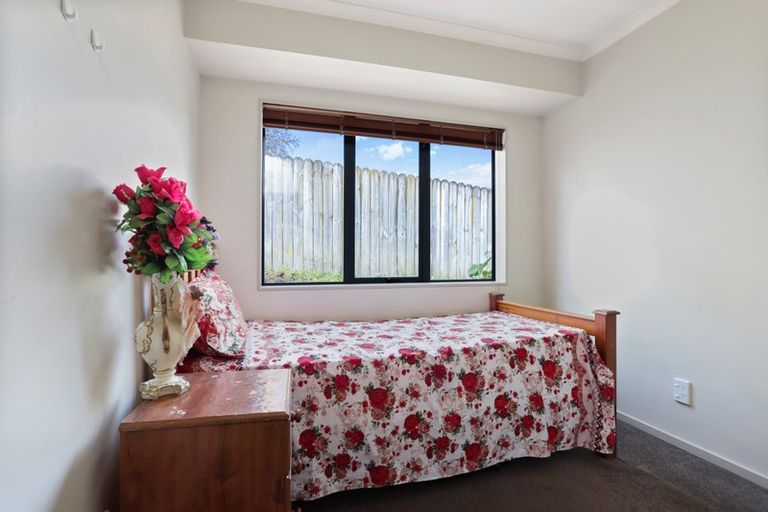 Photo of property in 18 Peninsula Road, Mangere, Auckland, 2022