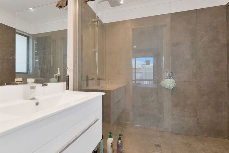 Photo of property in 10 Hapua Lane, Pegasus, 7612