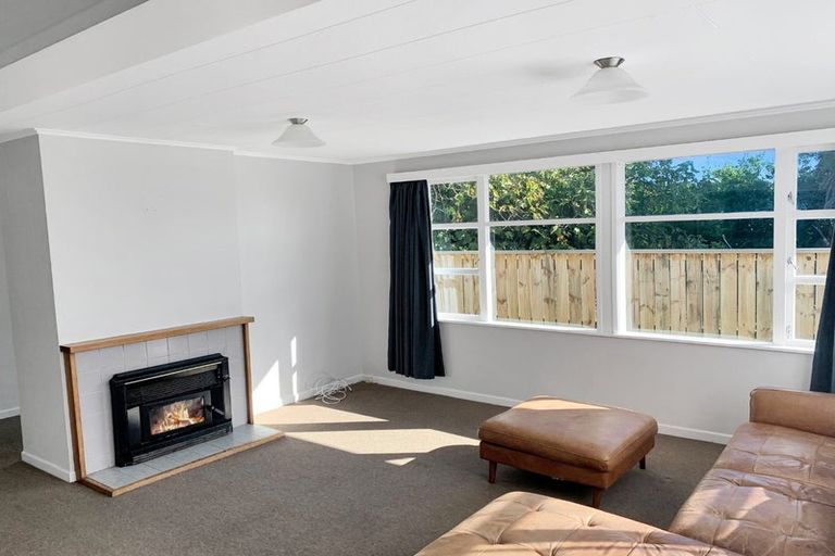 Photo of property in 12 Robinson Street, Foxton, 4814