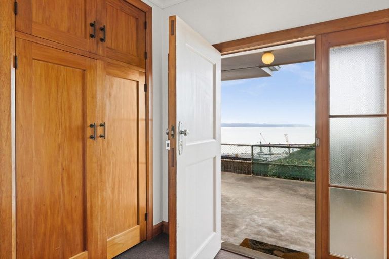 Photo of property in 108 Thompson Road, Bluff Hill, Napier, 4110