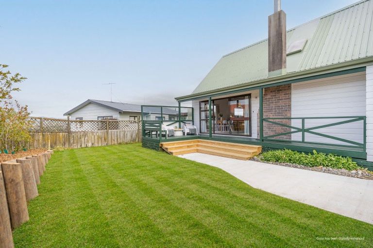 Photo of property in 204 Cambridge Road, Bethlehem, Tauranga, 3110