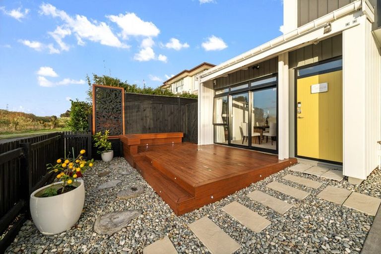 Photo of property in 6a Nohoanga Road, Karaka, Papakura, 2113