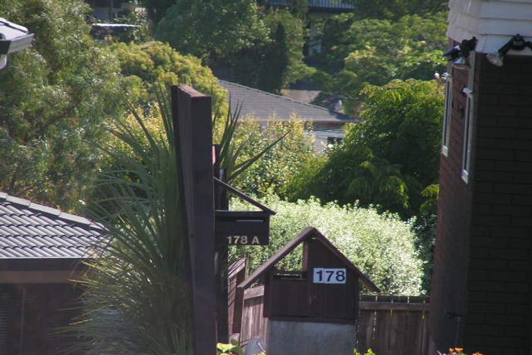 Photo of property in 178a Forrest Hill Road, Forrest Hill, Auckland, 0620