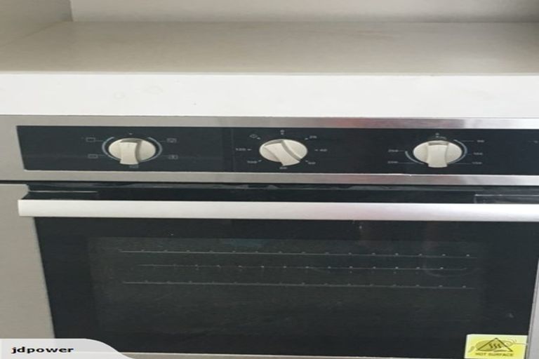 Photo of property in 205 Hakanoa Street, Huntly, 3700