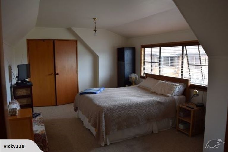 Photo of property in 1/48 East Coast Road, Milford, Auckland, 0620