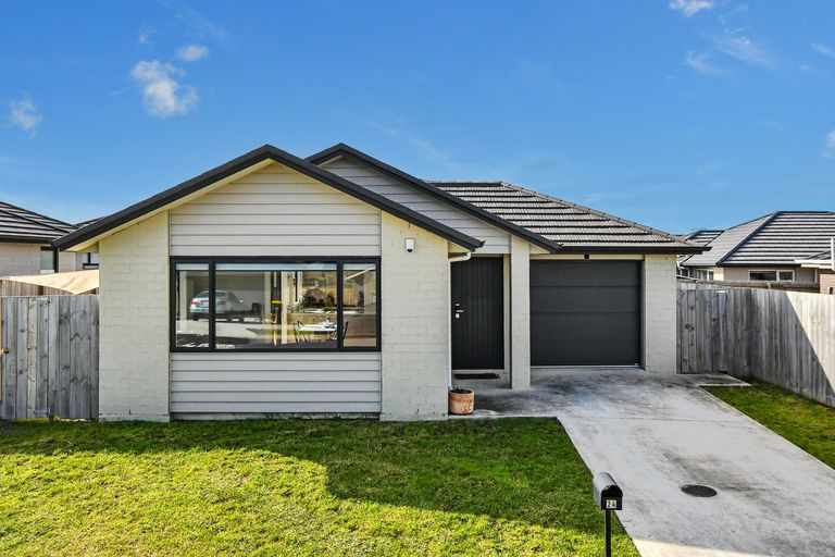 Photo of property in 24 Taepu Road, Pukekohe, 2120
