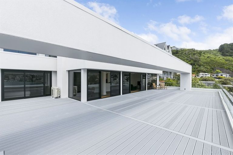 Photo of property in 6/308 Oriental Parade, Oriental Bay, Wellington, 6011