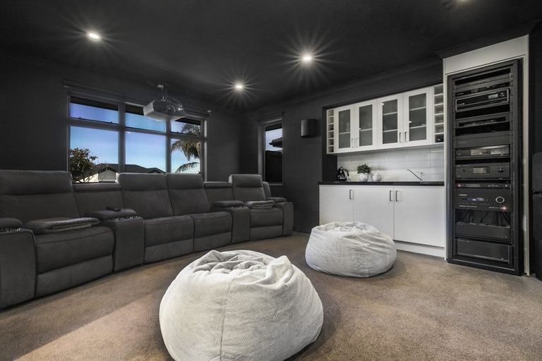 Photo of property in 59 Sunningdale Street, Wattle Downs, Auckland, 2103