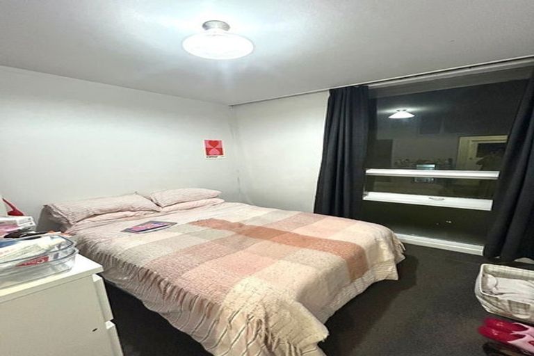 Photo of property in 133b Glenmore Street, Kelburn, Wellington, 6012