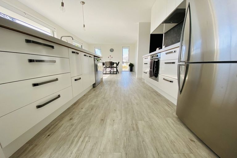 Photo of property in 120 The Boulevard, Papamoa Beach, Papamoa, 3118