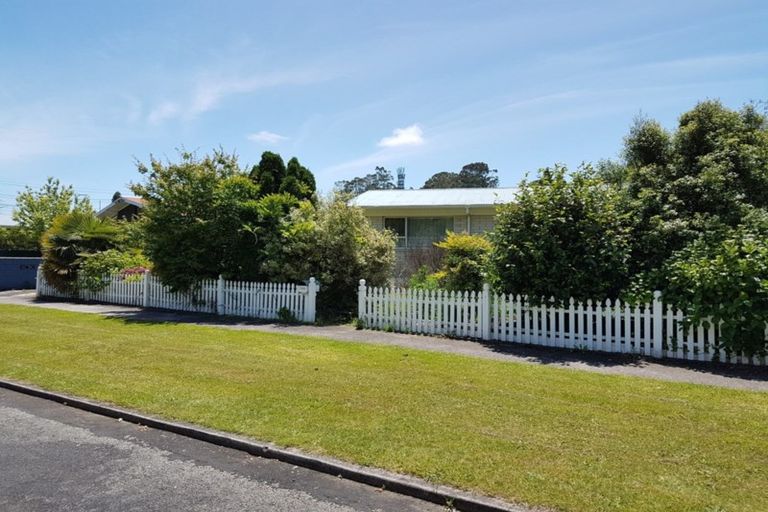 Photo of property in 194 Whatawhata Road, Dinsdale, Hamilton, 3204