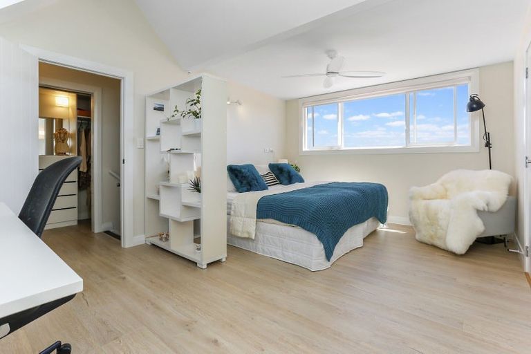 Photo of property in 49 Discovery Drive, Gulf Harbour, Whangaparaoa, 0930