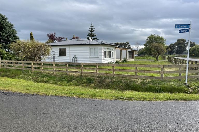 Photo of property in 3 Onslow Street West, Ohingaiti, Kimbolton, 4785