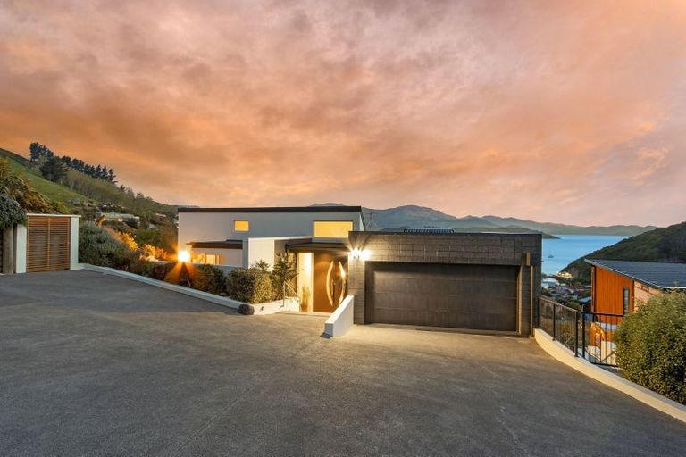 Photo of property in 92f Governors Bay Road, Cass Bay, Lyttelton, 8971