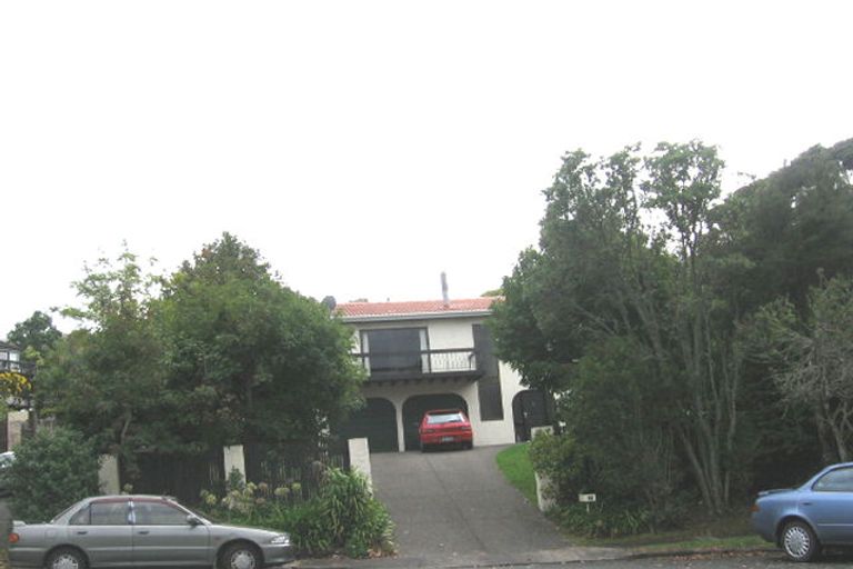 Photo of property in 34 Holyoake Place, Chatswood, Auckland, 0626