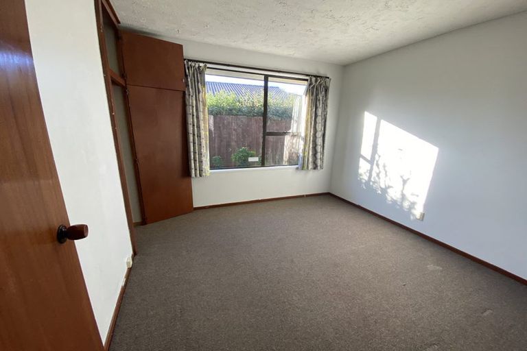 Photo of property in 9 Montclare Avenue, Ilam, Christchurch, 8041