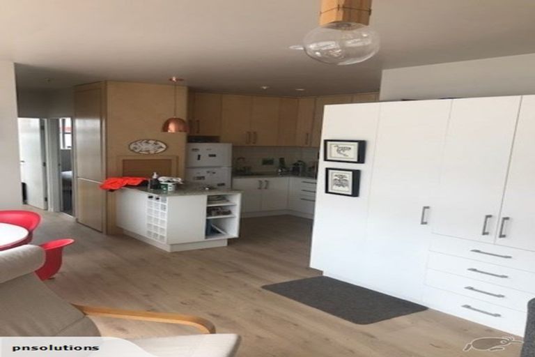 Photo of property in Regency Apartments, 5/49a Manners Street, Te Aro, Wellington, 6011