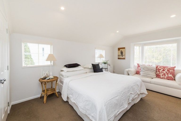 Photo of property in 28 Union Street, Hokowhitu, Palmerston North, 4410