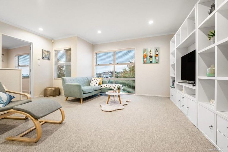Photo of property in 30 Riviera Drive, Flat Bush, Auckland, 2019