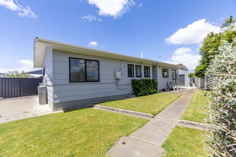 Photo of property in 17a Geddis Avenue, Maraenui, Napier, 4110