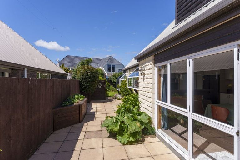 Photo of property in 34 Townshend Crescent, Halswell, Christchurch, 8025