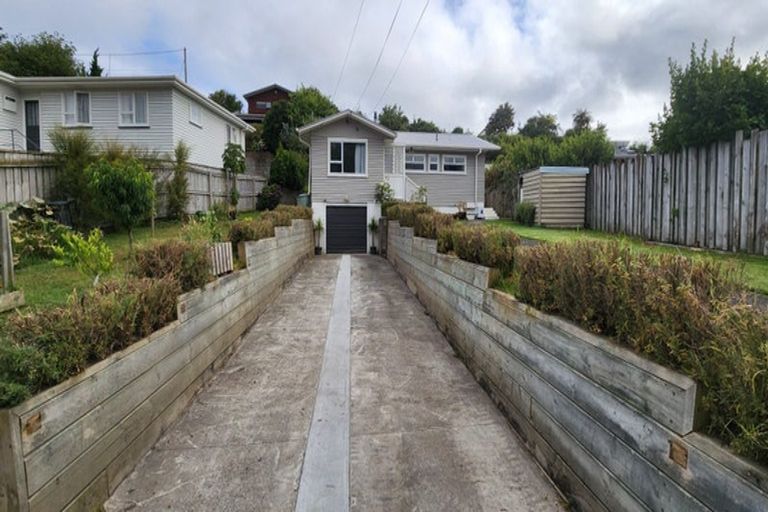 Photo of property in 21 Whakawhiti Street, Marfell, New Plymouth, 4310