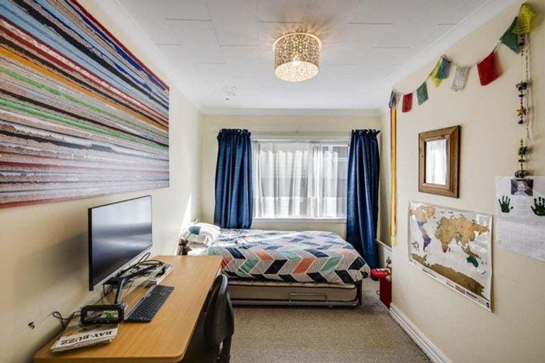 Photo of property in 28 Vigor Brown Street, Napier South, Napier, 4110