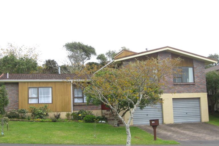 Photo of property in 17 La Salle Drive, Westown, New Plymouth, 4310