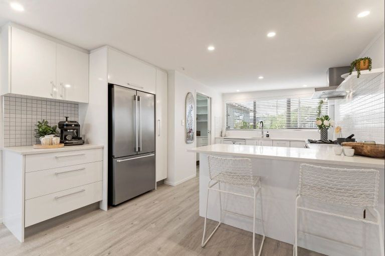 Photo of property in 13 Harbour View Road, Point Wells, Warkworth, 0986