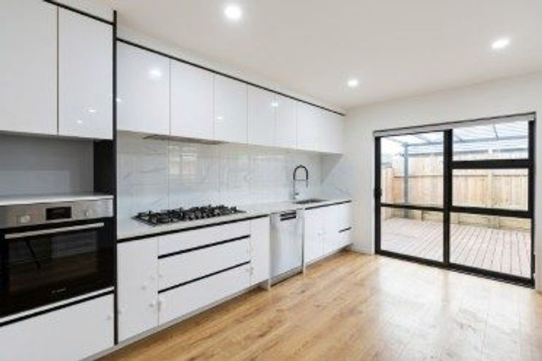 Photo of property in 57c Seabrook Avenue, New Lynn, Auckland, 0600