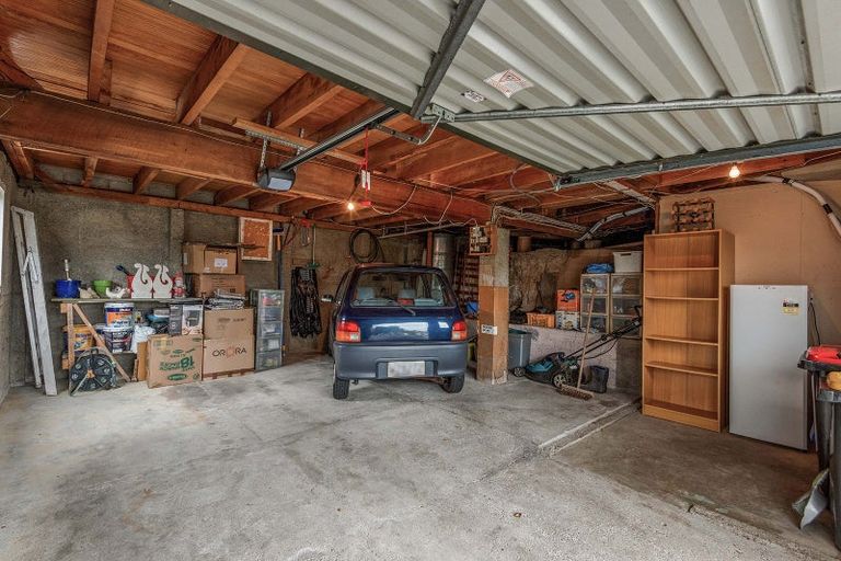 Photo of property in 51 Elwyn Crescent, Green Island, Dunedin, 9018