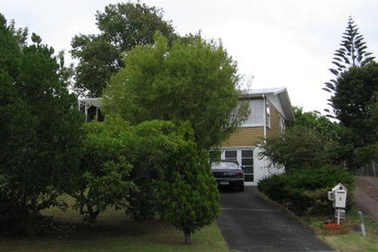 Photo of property in 6 September Place, Forrest Hill, Auckland, 0620