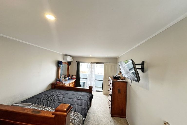 Photo of property in 6 Duxfield Drive, Ranui, Auckland, 0612