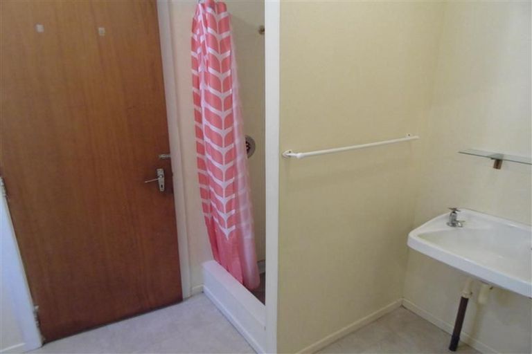 Photo of property in 21 Tiromoana Crescent, Bell Block, New Plymouth, 4312