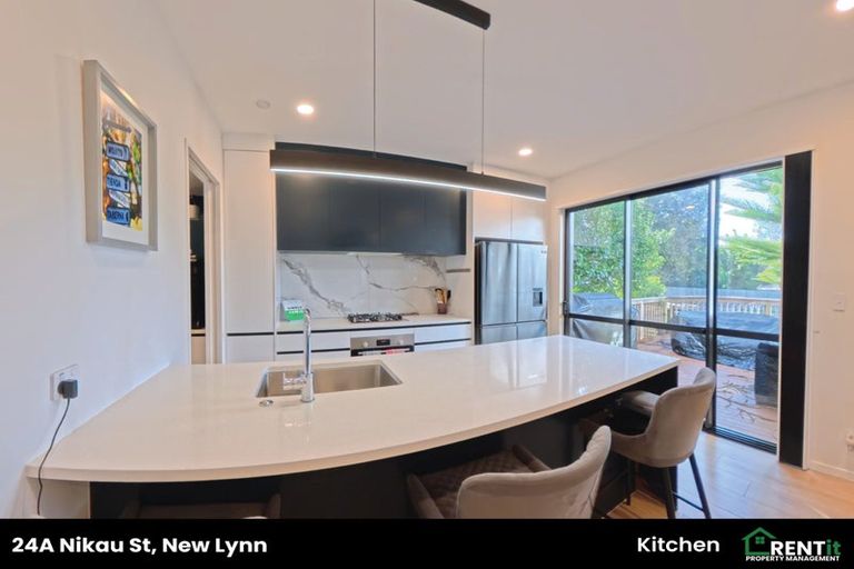 Photo of property in 24a Nikau Street, New Lynn, Auckland, 0600
