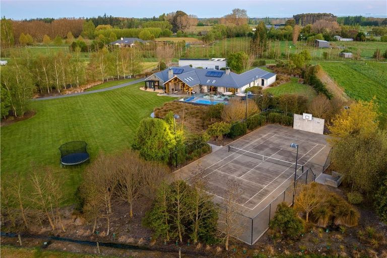 Photo of property in 33 Birchdale Place, Ohoka, Kaiapoi, 7692