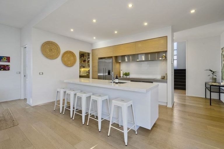 Photo of property in 24b Mansfield Avenue, St Albans, Christchurch, 8014