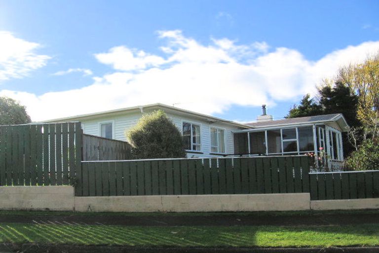 Photo of property in 96 Lethbridge Street, Feilding, 4702