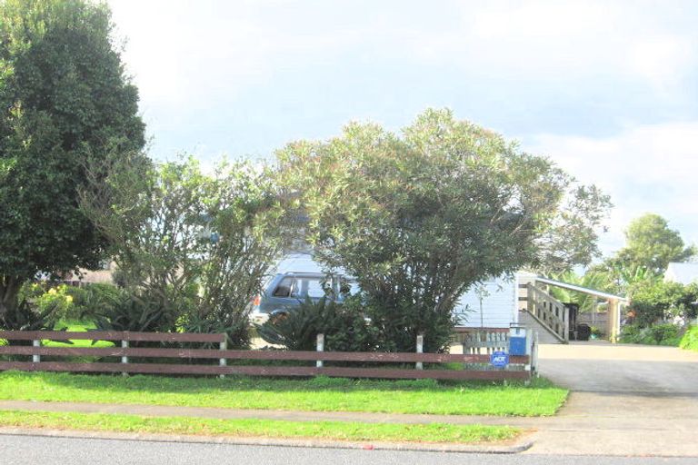 Photo of property in 3 Wordsworth Road, Manurewa, Auckland, 2102