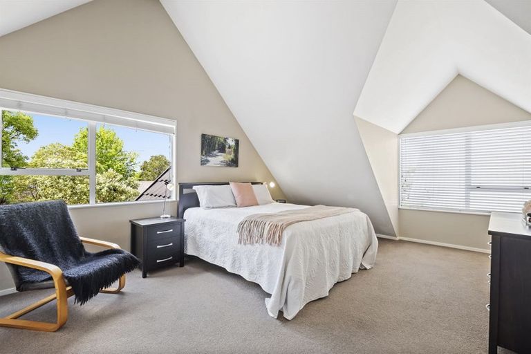 Photo of property in 2/47 Centorian Drive, Windsor Park, Auckland, 0632