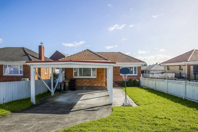 Photo of property in 51 Milton Road, Papatoetoe, Auckland, 2024