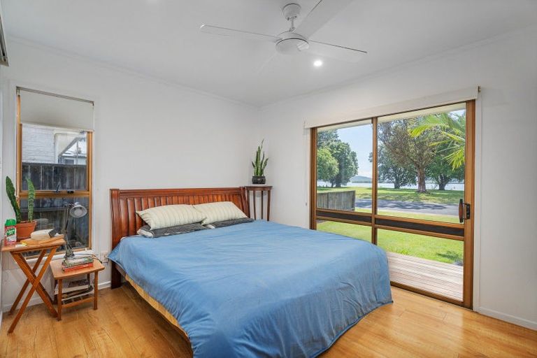 Photo of property in 75 Robinson Road, Whitianga, 3510