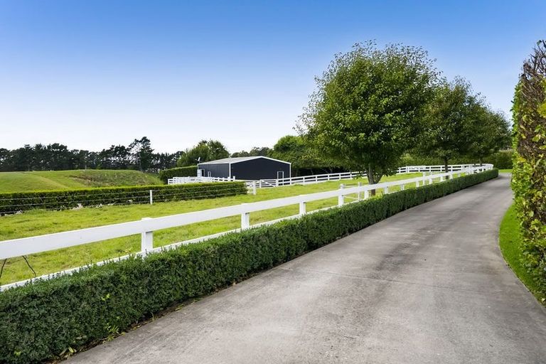 Photo of property in 167 Henwood Road, Paraite, New Plymouth, 4372