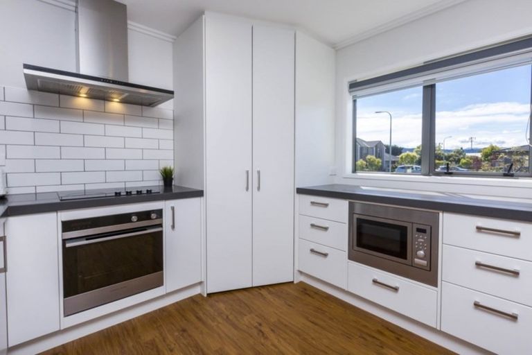 Photo of property in 9 Chalfont Road, Silverstream, Upper Hutt, 5019